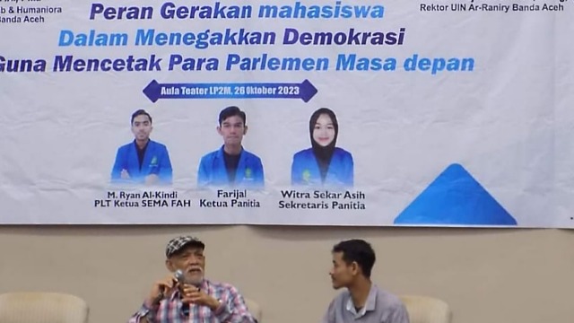 SEMA FAH UINAR Sukses Gelar Seminar Legislatif