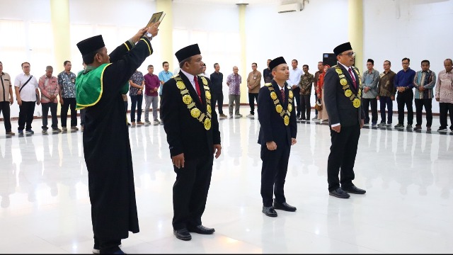 Rizal Syahyadi Lantik Tiga Wakil Direktur di Lingkungan Politeknik Negeri Lhokseumawe