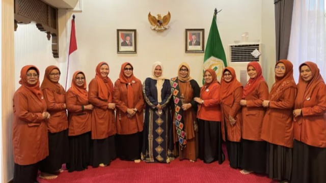 Terima Audiensi Pengurus BKOW, Ini Harapan Istri Wakil Gubernur Aceh