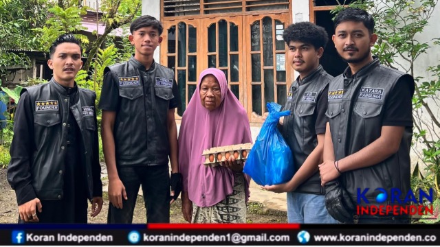Club Motor Pusaka Jurong Gelar Aksi Sosial di Kaway 16, Bagikan 25 Paket Sembako untuk Fakir Miskin