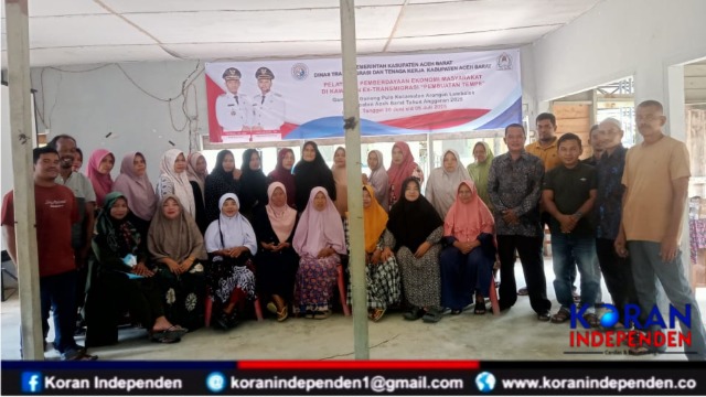 Warga Gampong Gunong Pulo Antusias Ikuti Pelatihan Pembuatan Tempe, Kadis Transnaker: Ini Langkah Penguatan Ekonomi Warga