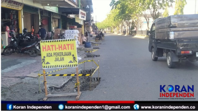PUPR Aceh Barat Imbau Pengendara Waspada: Jalan Teuku Umar Meulaboh Sedang Diperbaiki, Termasuk di Malam Hari