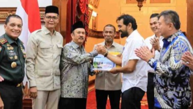 Gubernur Aceh Serahkan Usulan Pembangunan Terowongan Geurutee ke Bappenas