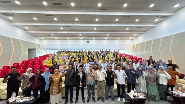 Etika Profesi dan Daya Saing Global: Sorotan Kuliah Umum Jurusan Bisnis PNL