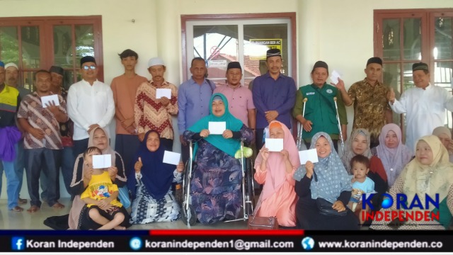 Jum'at Berkah, Mualaf Terima Bantuan dari Hamba Allah Lewat Yayasan Tazkiratul Qulub Aceh Barat 