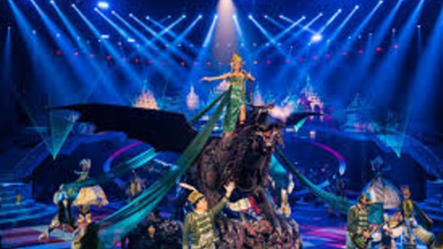 Hikayat Nusantara “Sabang Merauke” Pukau Penonton dengan Pertunjukan Kolosal di Indonesia Arena