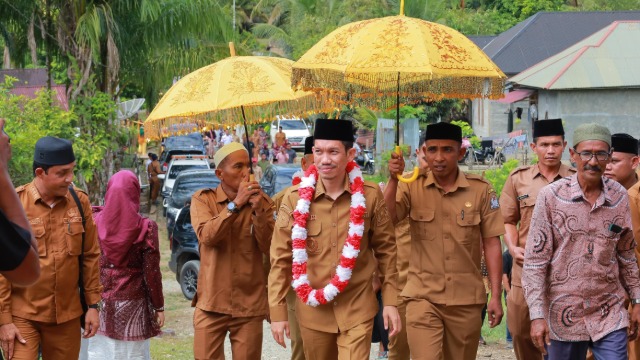 Bupati Tarmizi Tegaskan Pendidikan dan Kesehatan Jadi Prioritas dalam Program Berkangtor Sehari di Gampong