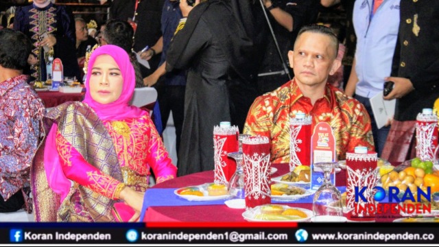 Ketua DPRK Aceh Barat Terharu Saksikan Pertunjukan Kolosal Kisah Meulaboh di HUT ke-437