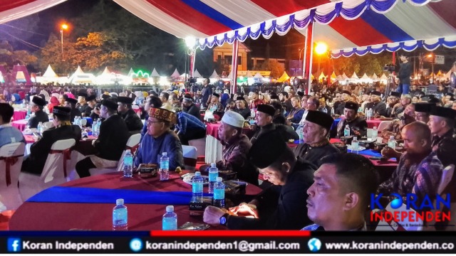 HUT Meulaboh ke-437 dan PKAB 2025 Sukses Digelar, Pelaku UMKM Ucapkan Terima Kasih: “Omzet Meledak Tembus 50 Juta