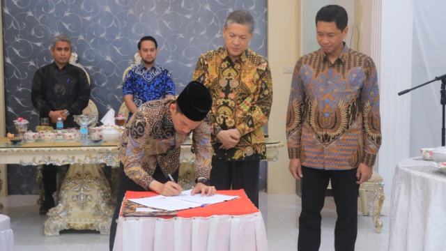 Tingkatkan Kualitas SDM, Bupati Aceh Barat Tarmizi Jalin Kerja Sama Strategis dengan ITS dan USK