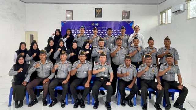 Teguhkan Integritas dan Profesionalitas Jajaran Lapas Meulaboh Lakukan Penandatanganan Komitmen Bersama