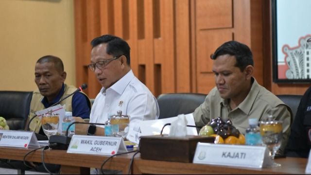 Wagub dan Bupati/Wali Kota se-Aceh Ikuti Rapat Penanganan Bencana Bersama Mendagri