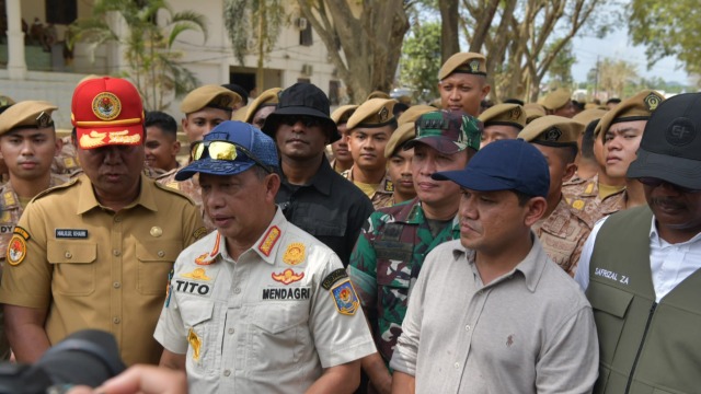 Wagub Aceh Dampingi Mendagri Hadiri Apel Pemulangan Satgas Kemendagri Gelombang I di Aceh Tamiang