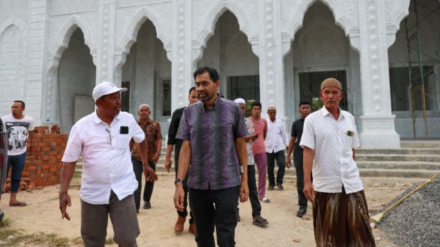 Kisah Mualem Membangun Masjid di Kampung Halaman Aceh Utara