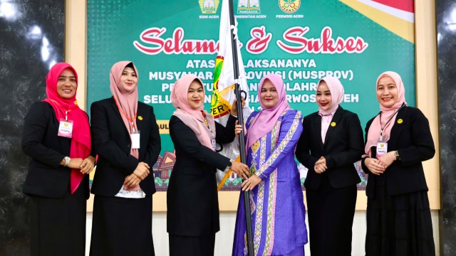 Mukarramah Fadhlullah Terpilih Aklamasi Pimpin PERWOSI Aceh Periode 2026–2030