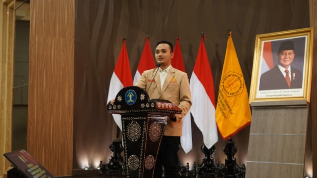 DILEMA DEMOKRASI DI UJUNG SATIR: Ketua Umum PERMAHI Desak Publik Jaga Marwah Presiden