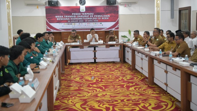 Sekda Aceh Terima Audiensi Mahasiswa, Paparkan Capaian dan Percepatan Pemulihan Pascabencana Hidrometeorologi