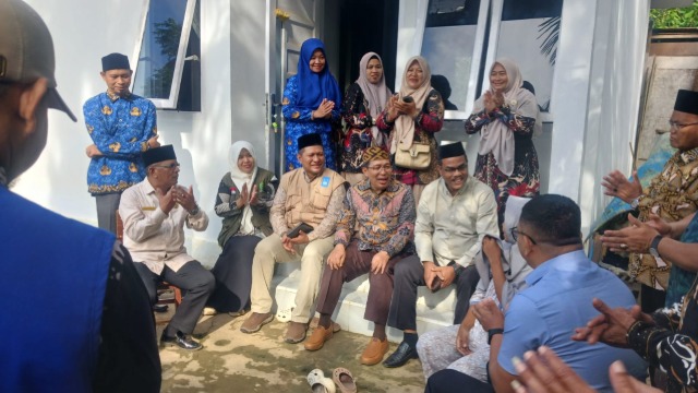 Kakankemenag Aceh Utara Dampingi Direktur Zakat dan Wakaf Kemenag RI Tinjau Rumah Duafa Bahagia di Cot Girek