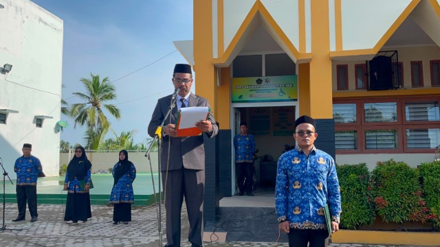 Kakankemenag Aceh Utara Pimpin Upacara HUT ke-81 RI, Sampaikan Pesan Menteri Agama tentang Kerukunan dan Pengabdian