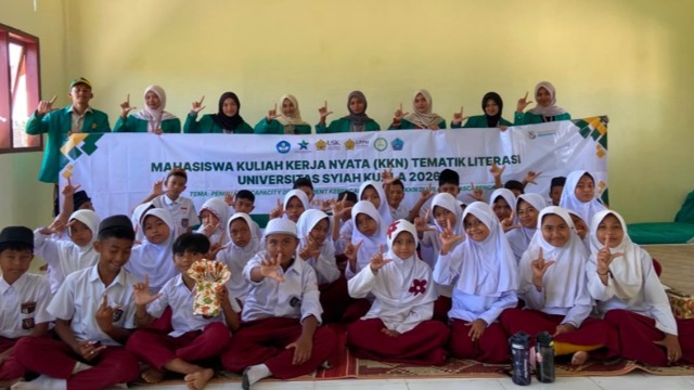 Mahasiswa KKN Tematik Literasi LT 64 Universitas Syiah Kuala Gelar Sosialisasi Literasi di SD Negeri 1 Meureudu