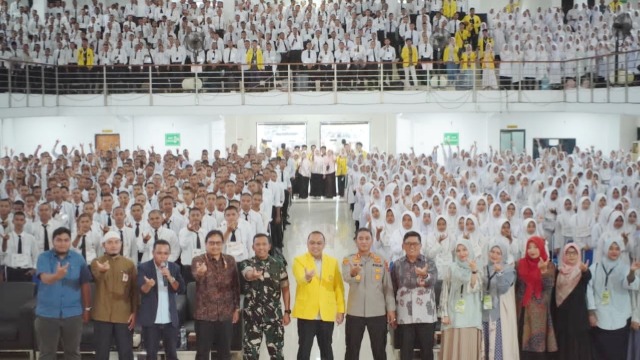 Kapolres Lhokseumawe dan Dandim 0103/Aceh Utara Bekali Mahasiswa Baru PNL Wawasan Kebangsaan