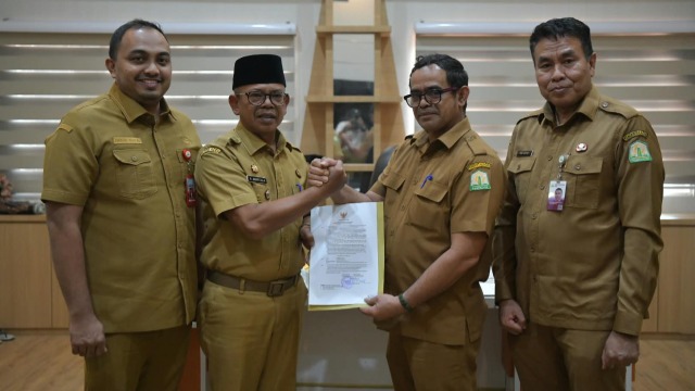 Taufik Jadi Plt Sekda Aceh, Wagub Dek Fadh: Jaga Integritas dan Bangun Komunikasi yang Baik