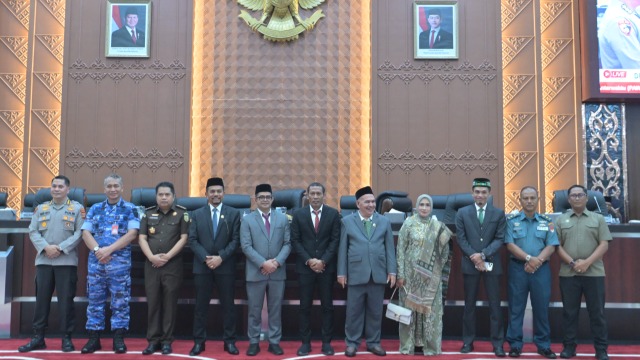 Plt. Sekda Aceh Hadiri Rapat Paripurna DPRA