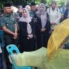 Anak Anggota Meninggal Dunia, Dandim 0105/Aceh Barat dan Ketua Persit Takziah Berikan Dukungan Moril