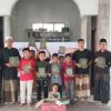 Gerakan Sebar Cahaya Qur'an Yayasan AmalQu Bekerjasama Dengan Ustad Azhar Kiran Salurkan 60 Mushaf dan Apresiasi 6 Guru Quran di LPI BP 'Ulumul Qur'an Gampong Pulo